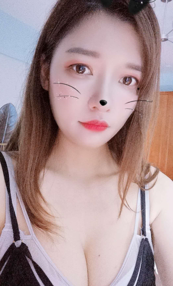 大奶嫩妹小Sao包爽歪歪